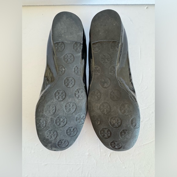 TORY BURCH Black Logo Flats - Picture 7 of 7